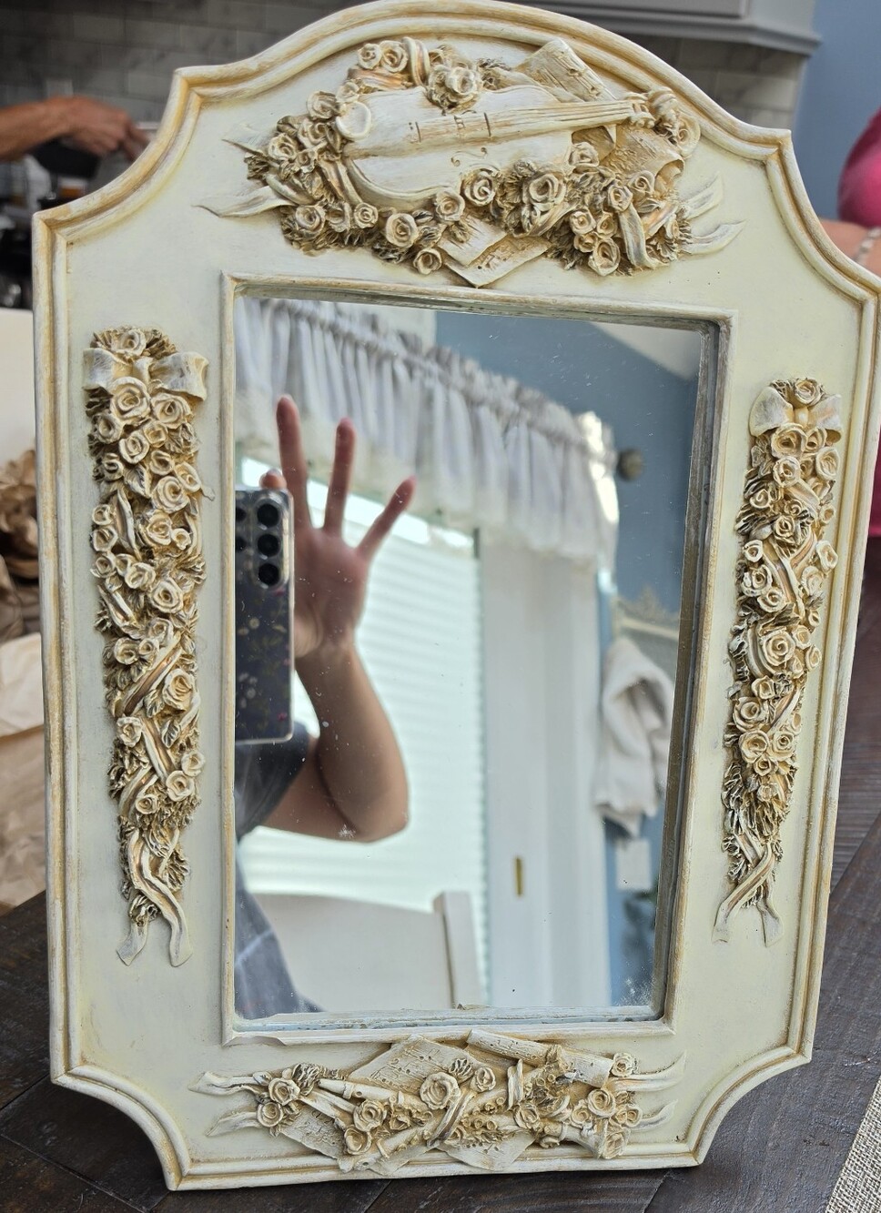 Figi Symphony Mirror